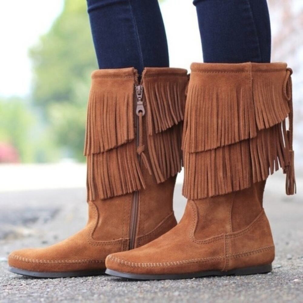 NWOB Minnetonka Brown 2 Layer Fringe Tassel Boots